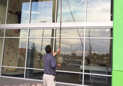 window-cleaning-clymb-murfreesboro-e1542468833559